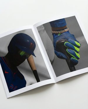 Seamz Magazine (Volume 001)